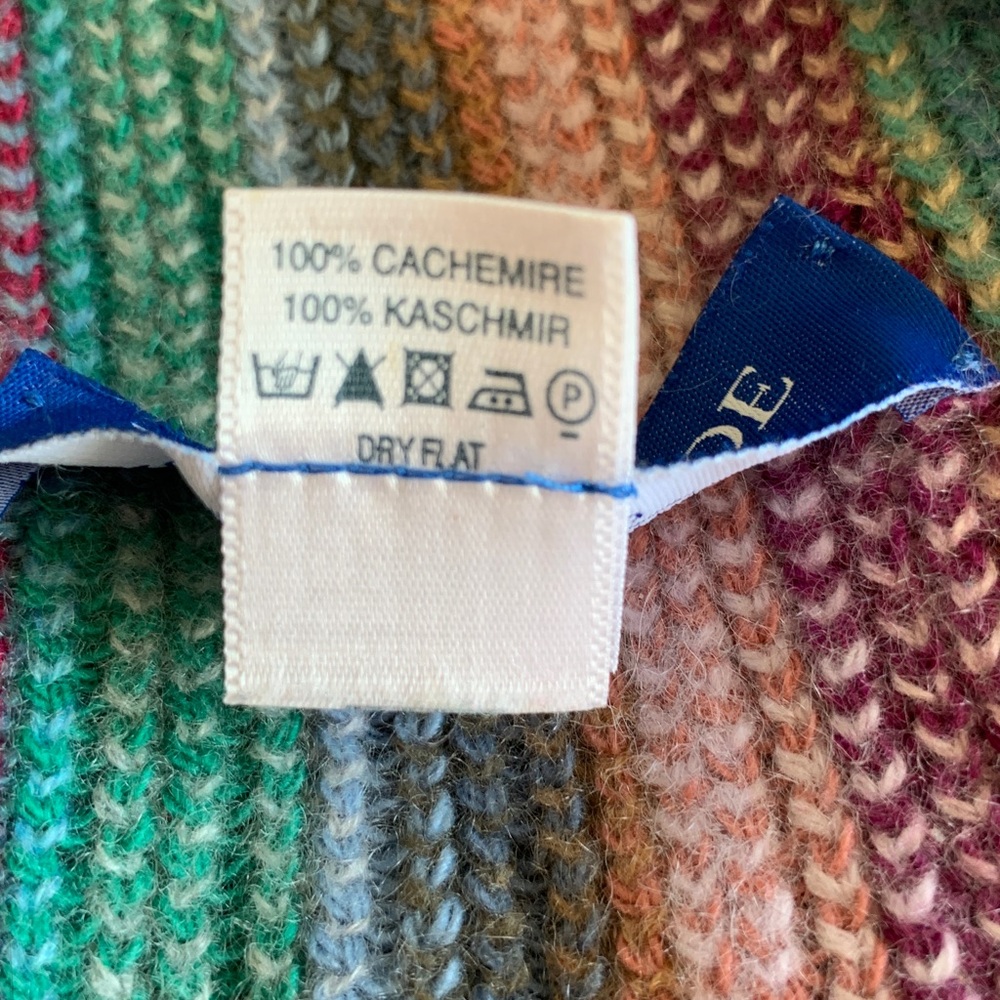 100% Cashmere Royal Speyside Scarf 63” long including fringe - Picture 3 of 4